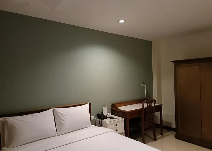 Hotel Jl 3*